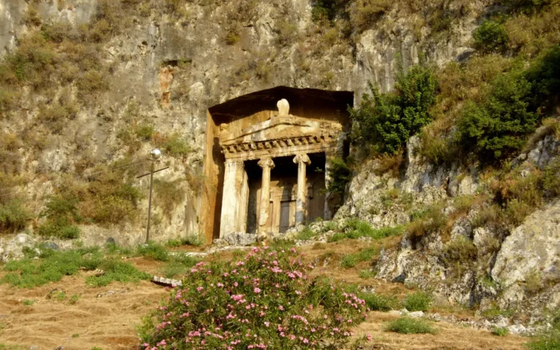 Aminthas tomb
