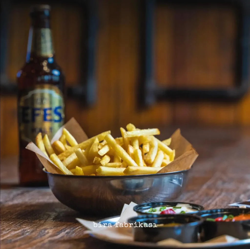cips and beer istanbul cafes